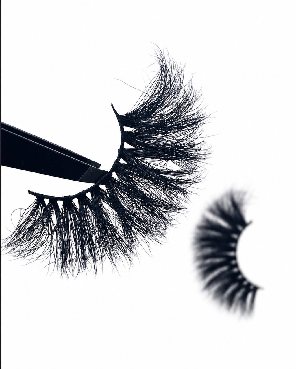Statement Lash Collection